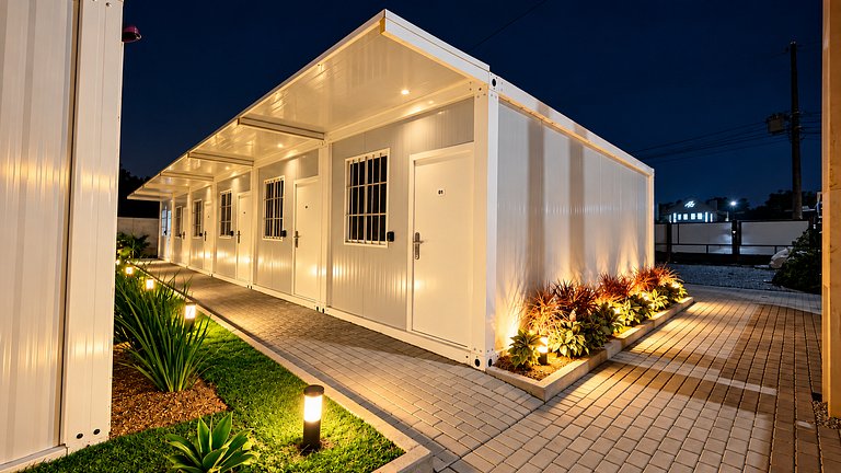 Beach Studios a 170 metros do mar com vaga